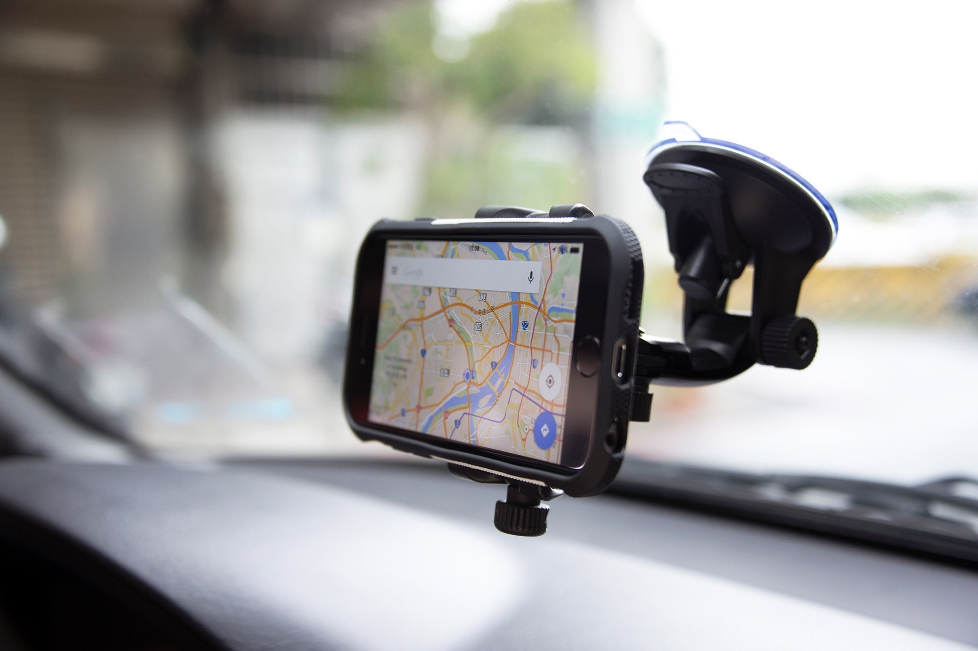BioLogic SportsCase - bike mount for iPhone